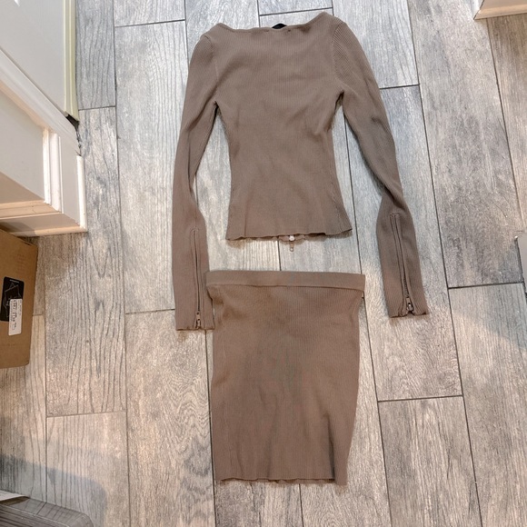 ✨NWOT” Hera Collection” Tan” Ribbed Set - Picture 4 of 10
